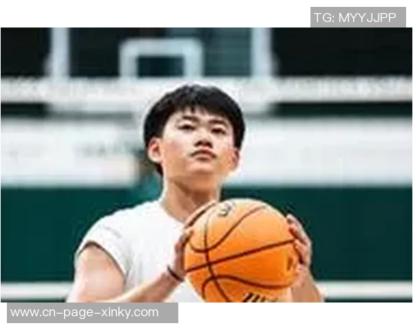 赵维伦在旧金山大学训练照曝光展现强壮身材引发网友热议 赵维伦在旧金山大学训练照曝光展现强壮身材引发网友热议